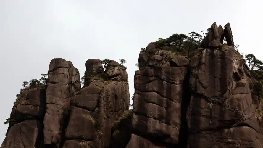 奇山异石三清山