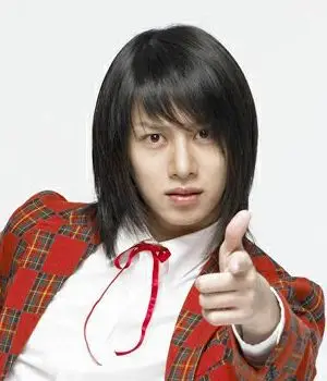 绝美容颜金希澈 花样美男很"娘"的发型