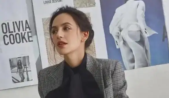 刘烨老婆快老的认不出来了,她到底经历了什么-八卦帝