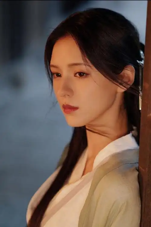 张予曦在与君歌里好漂亮呀