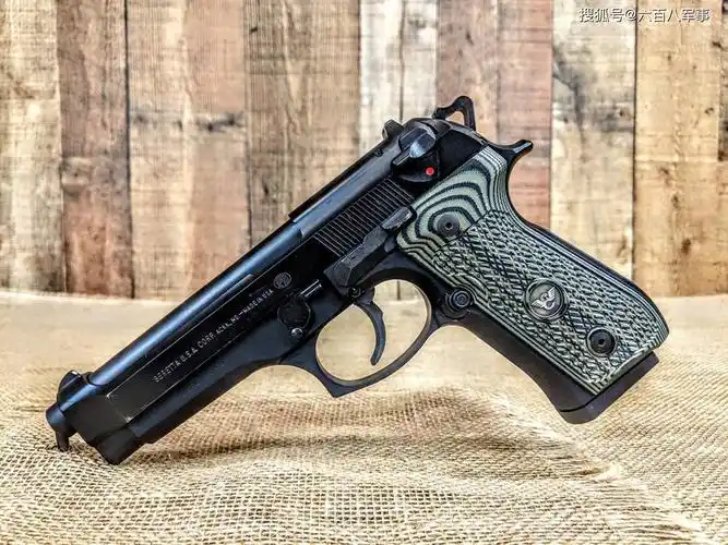 轻武器欣赏系列,帅气的手枪长啥样,就是图里的样子