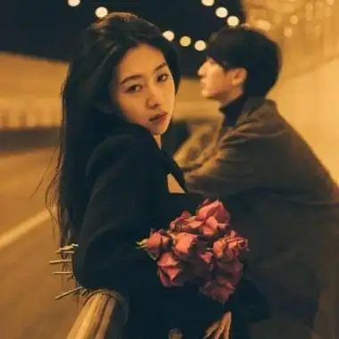 真人情侣头像成熟高清情侣头像有意境的成熟的图片