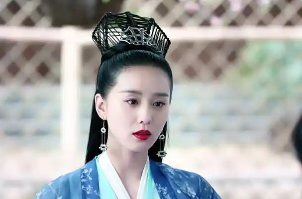 但总的来说,如今影视剧中的古装造型,整体给人的效果并不如早期惊艳.