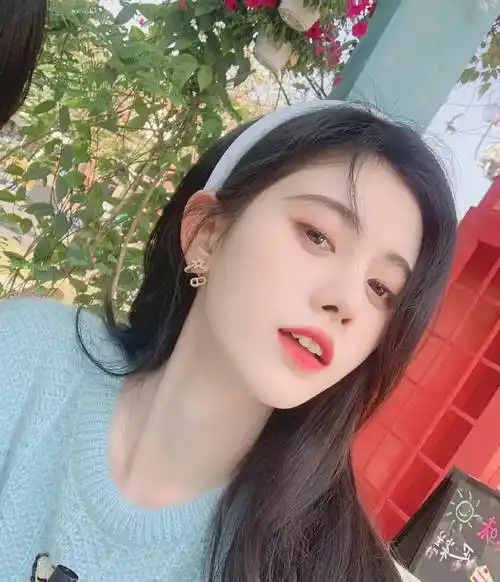 鞠婧祎小花旦写真集:甜美靓丽,仙姿玉貌