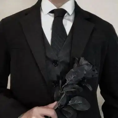 干净酷拽黑白色系潮男帅哥男头