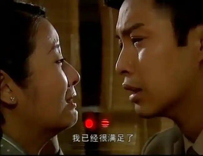 林心如谭耀文再次重逢,林心如暴风哭泣,两人紧紧相拥!