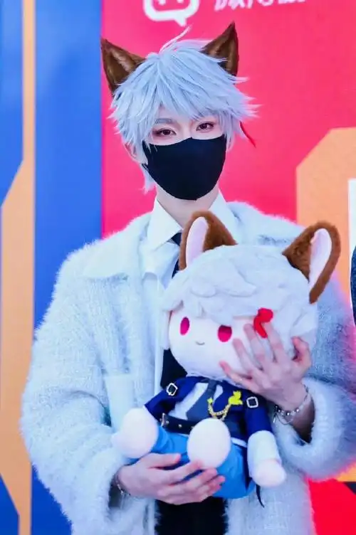 真的太帅了无限王者团,我们游戏也有自己的顶流帅哥!