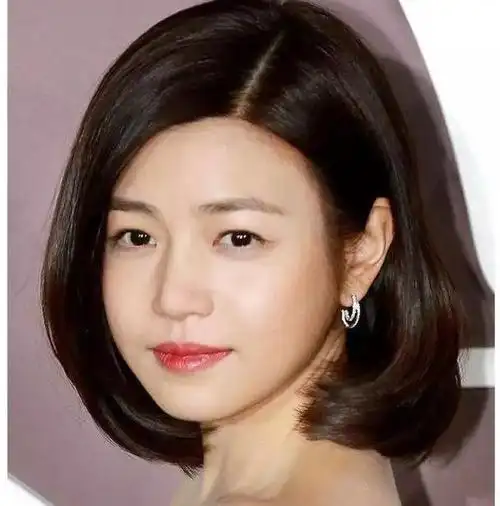 今天我才知道自己是方脸,被我妈骗了20年说我是鹅蛋脸!暴风哭泣!