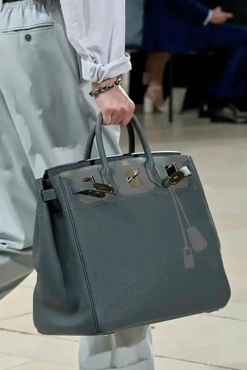 hermès 2024 爱马仕春夏男包~ 爱马仕bk25 男包鉴赏 探奢