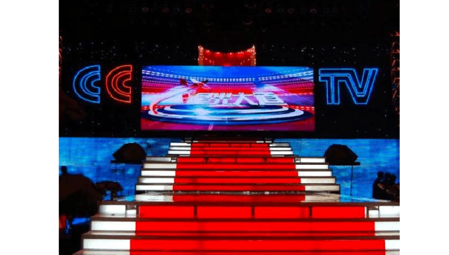 从《星光大道》舞台上走出来,王二妮和龙梅子交出了满意的答卷