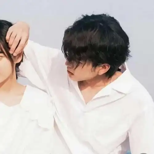 2020最潮抖音真人情侣头像