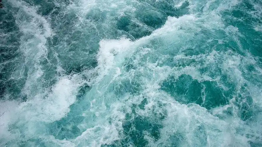 收集波浪海水亮晶晶清爽高山绿地风景水波纹壁纸