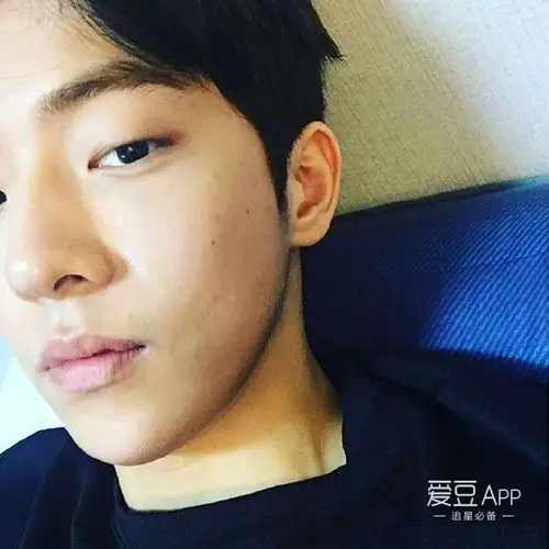 [南柱赫][分享]160419 快来长姿势!南票式自拍法get起来