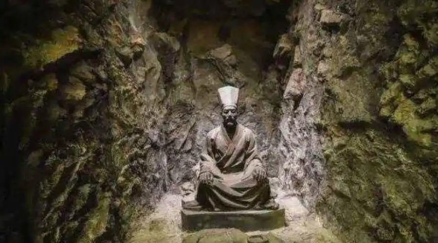 科举落榜后,王阳明都干了什么?为何有人称他天才,有人骂其狂妄