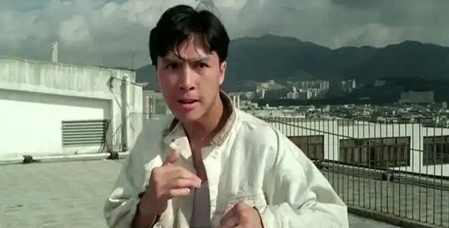 除了谢霆锋外甄子丹也是好样的娶豪门千金还早就放弃美国国籍