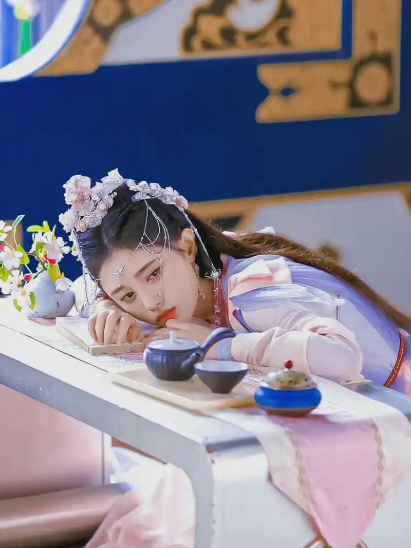 鞠婧祎古装图片