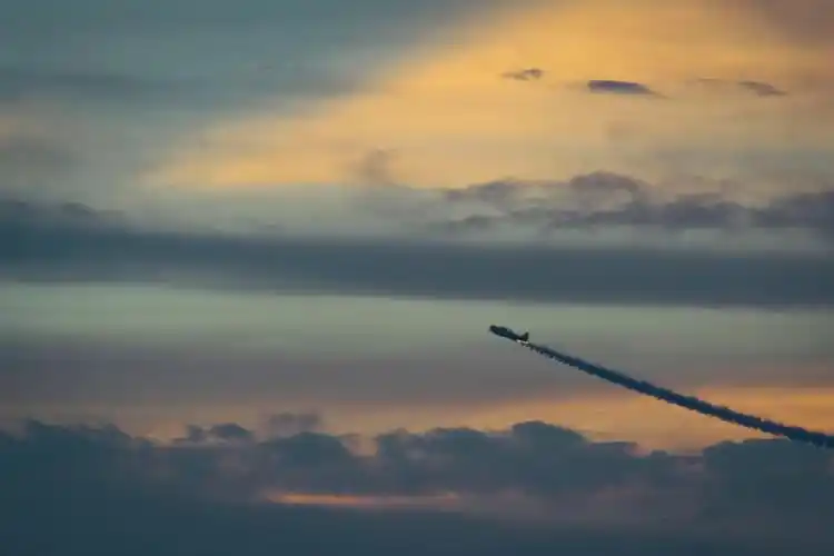 老式飞机唯美高清桌面壁纸