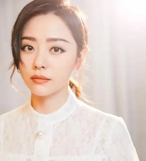 原创被前夫当15年"摇钱树",离婚后,张靓颖的"报复"堪称教科书