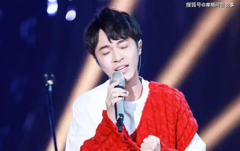 他写的歌遭那英张惠妹拒唱,后来自己唱火了,网友:还好没给她唱_吴青峰