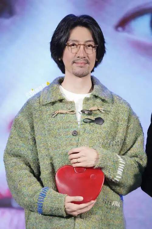 《漫长的告白》主创出席#金鸡奖#发布会,张鲁一高清图集(待编辑),是