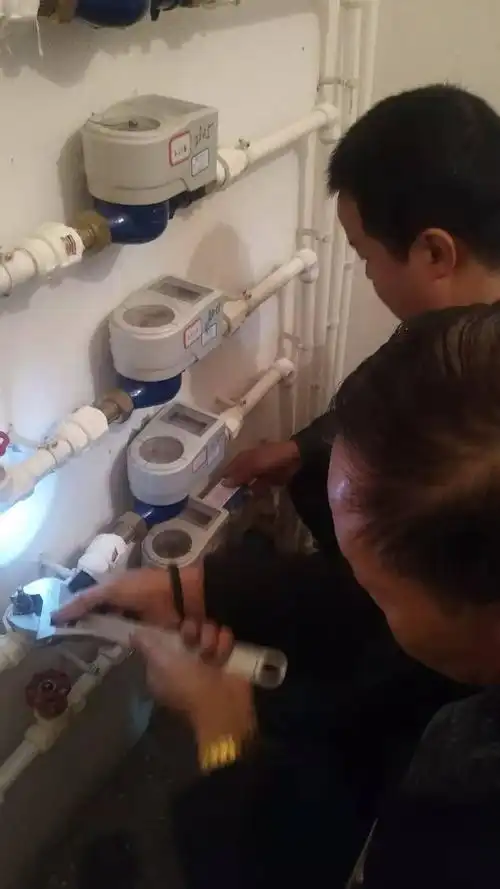 替业主更换水表电池