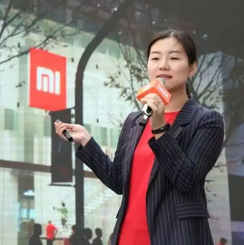 今年年初时任小米中国区副总裁.