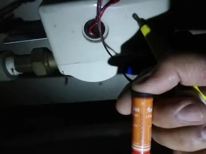 7号楼二单元402更换水表电池