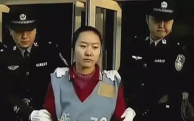 郑州大学外科学特聘教授,医学博士方伟召被杀案